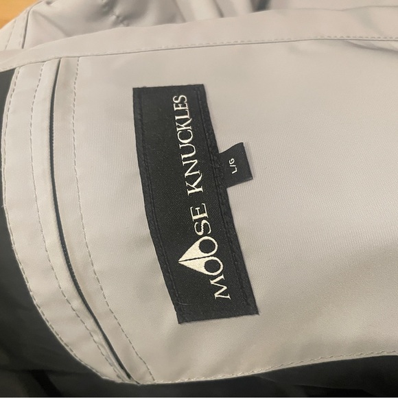 Moose Knuckles Round island Jacket. *SOLD* - Picture 10 of 13